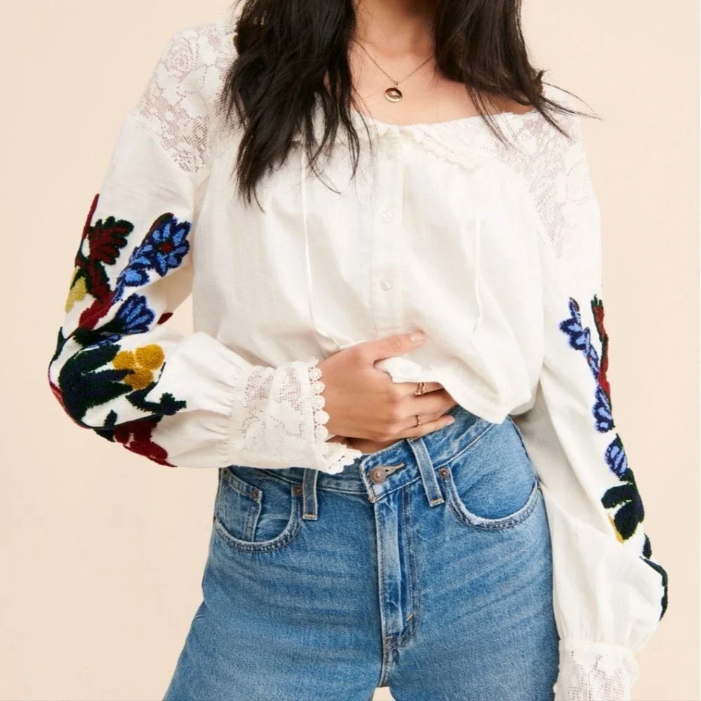 🍒NWT🍒 FREE PEOPLE EMBROIDERED SLEEVES BOHO TOP